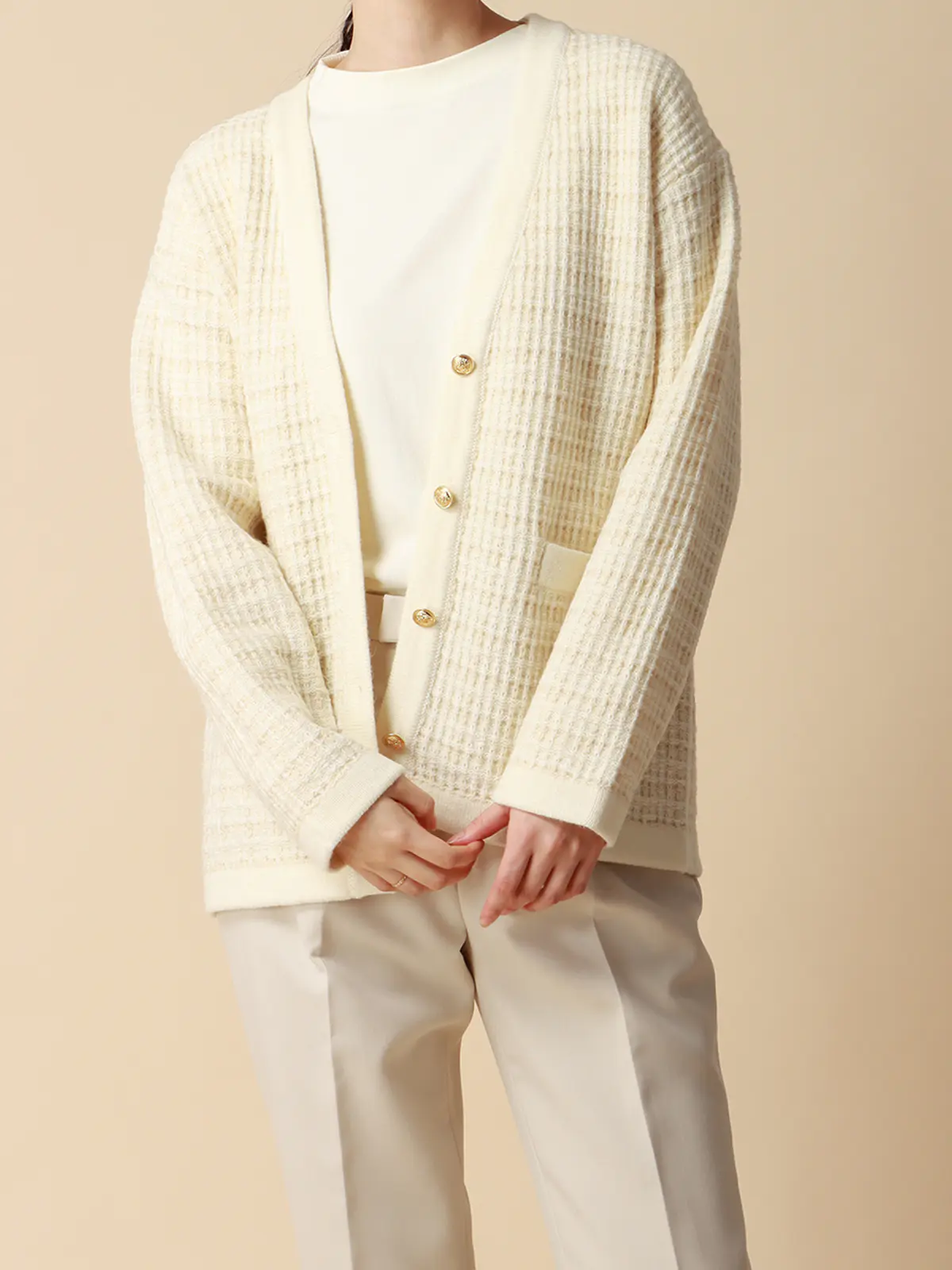 Vネックカーディガン/ハンドウォッシュ/ツイード風ジャカード/ウールアクリル/織柄 ホワイト 38(9号)