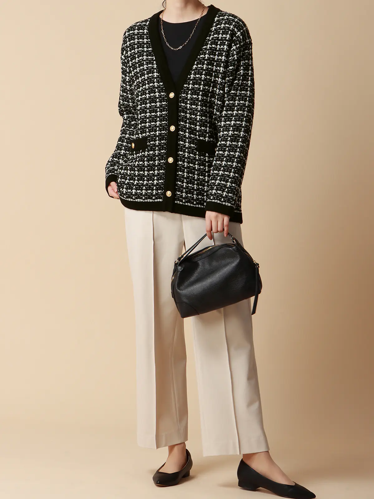 Vネックカーディガン／ハンドウォッシュ／ツイード風ジャカード／ウールアクリル／織柄 ブラック 38(9号）