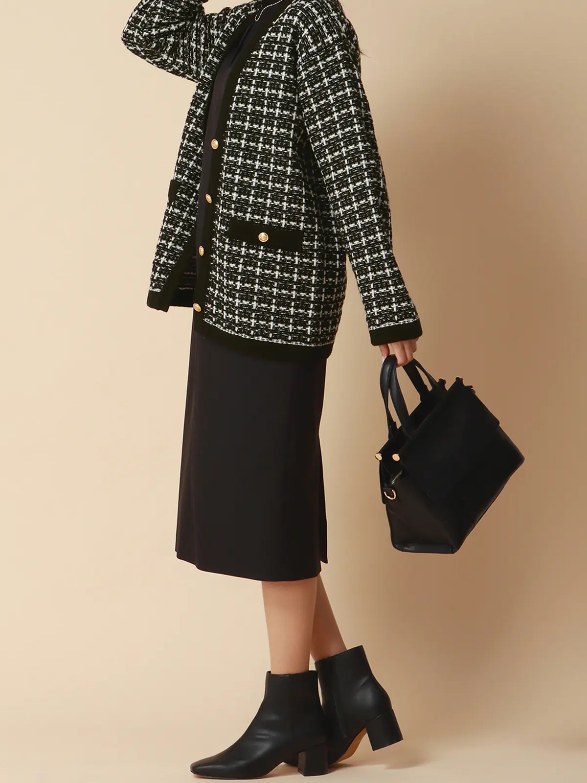 Vネックカーディガン／ハンドウォッシュ／ツイード風ジャカード／ウールアクリル／織柄 ブラック 38(9号）