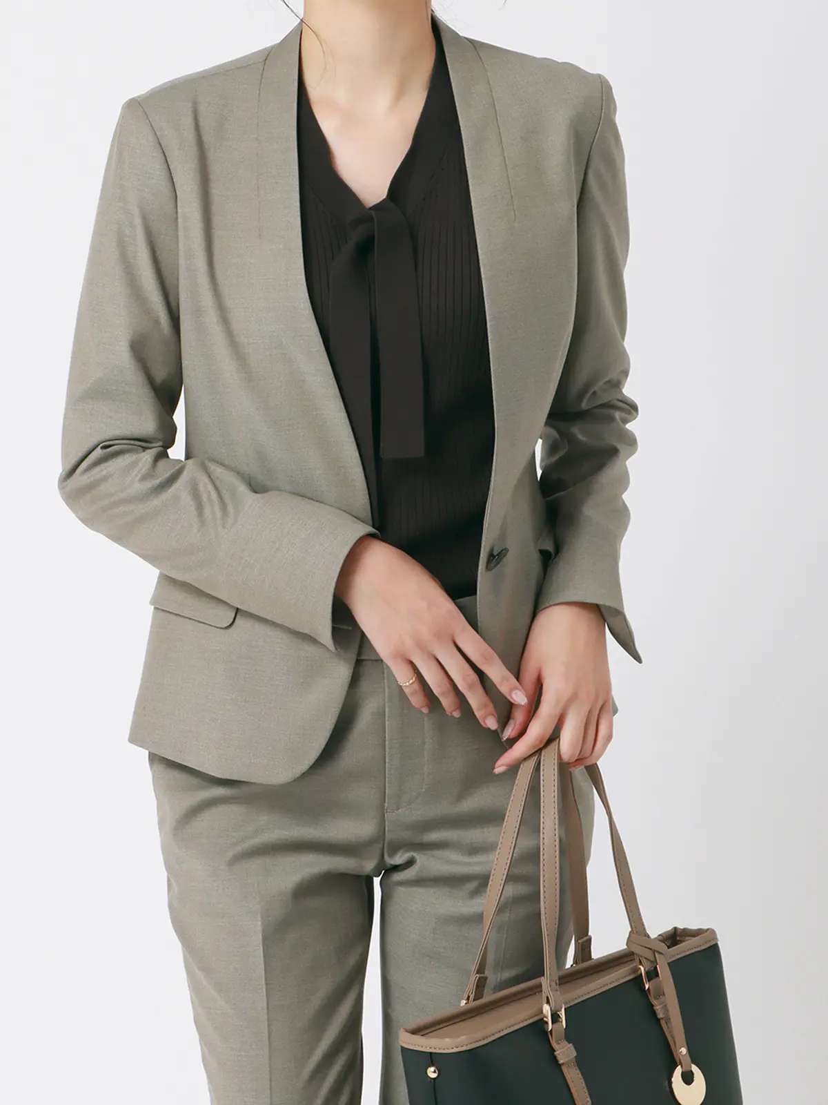 ボウタイプルオーバーニット/ハンドウォッシュ/ストレッチ/エコヴェロレーヨン/destyle グレー 38(9号)