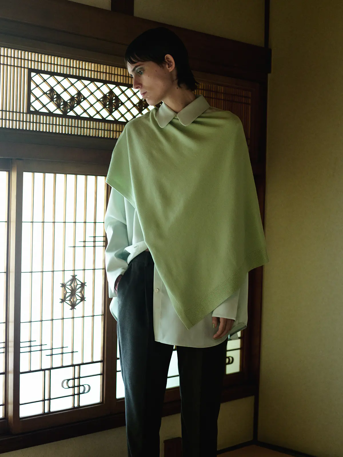 【9／5～WEB先行販売スタート！】CIS．／フリルカフタートルニット＆ケープ／ウォッシャブル／無地 グリーン系 36(7号）