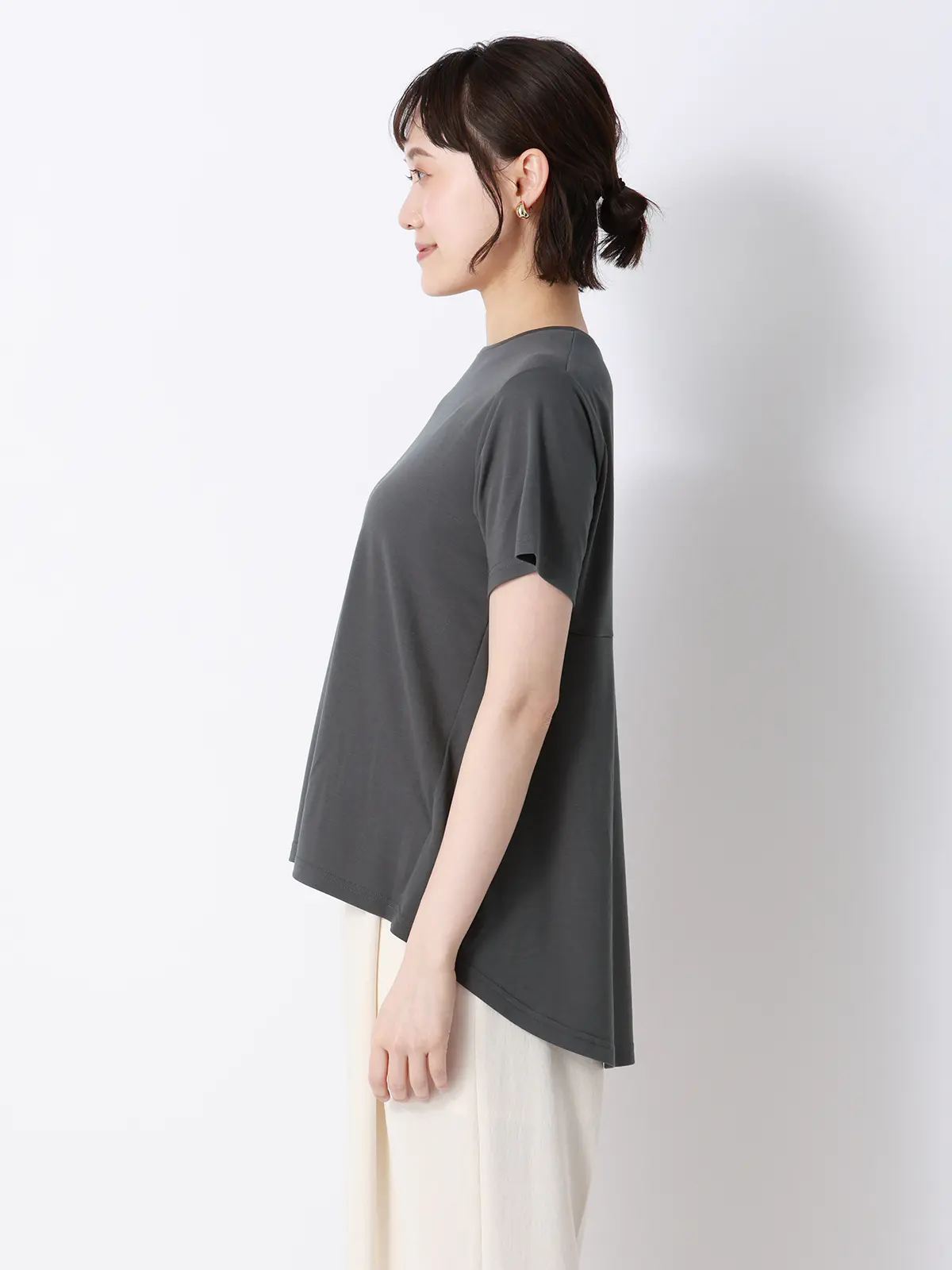 バックフレアTシャツ／半袖／ウォッシャブル／接触冷感／レーヨンストレッチポンチ／BIYORI UP グレー F