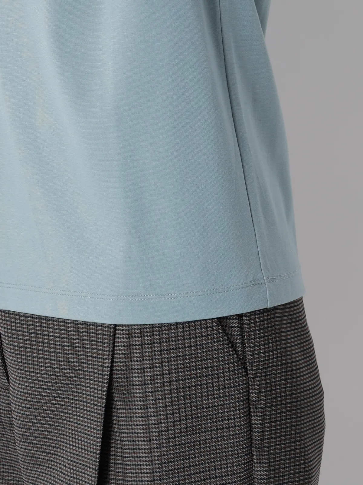 クルーネックTシャツ／半袖／ウォッシャブル／接触冷感／レーヨンストレッチポンチ／BIYORI UP サックス F