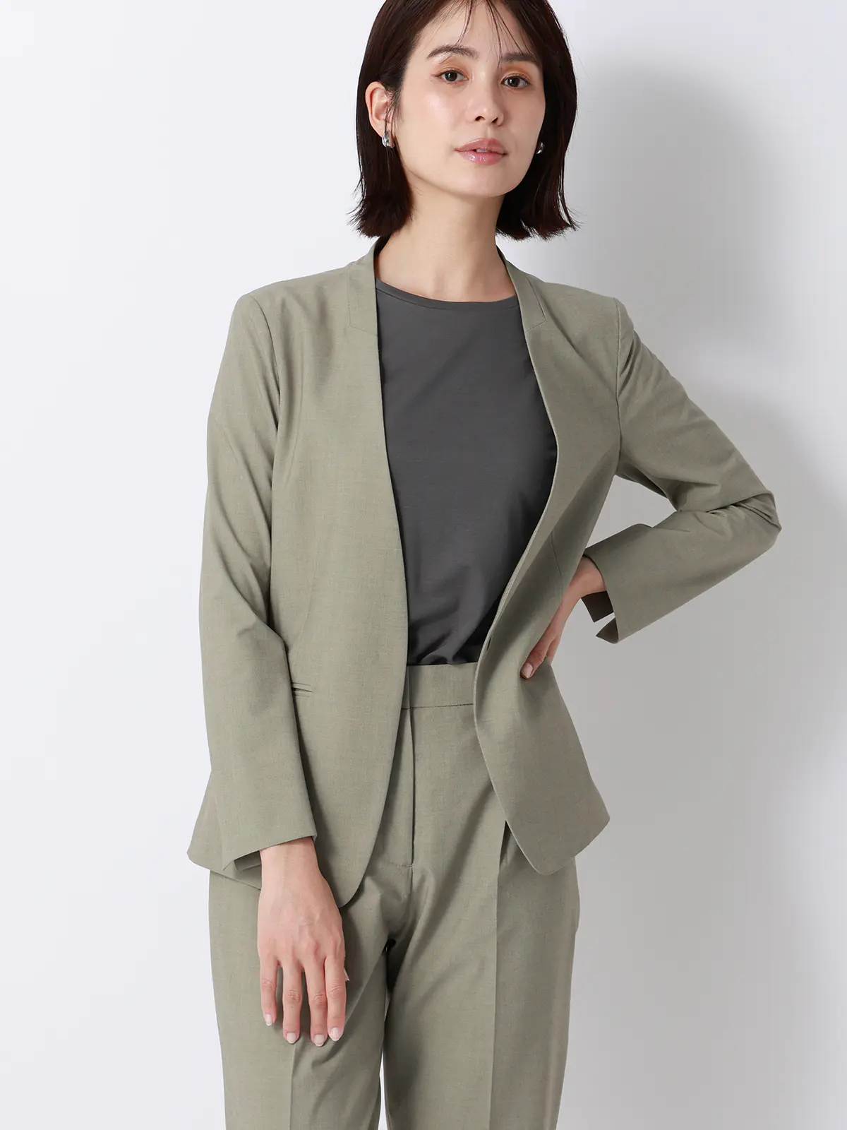 クルーネックTシャツ／半袖／ウォッシャブル／接触冷感／レーヨンストレッチポンチ／BIYORI UP グレー F