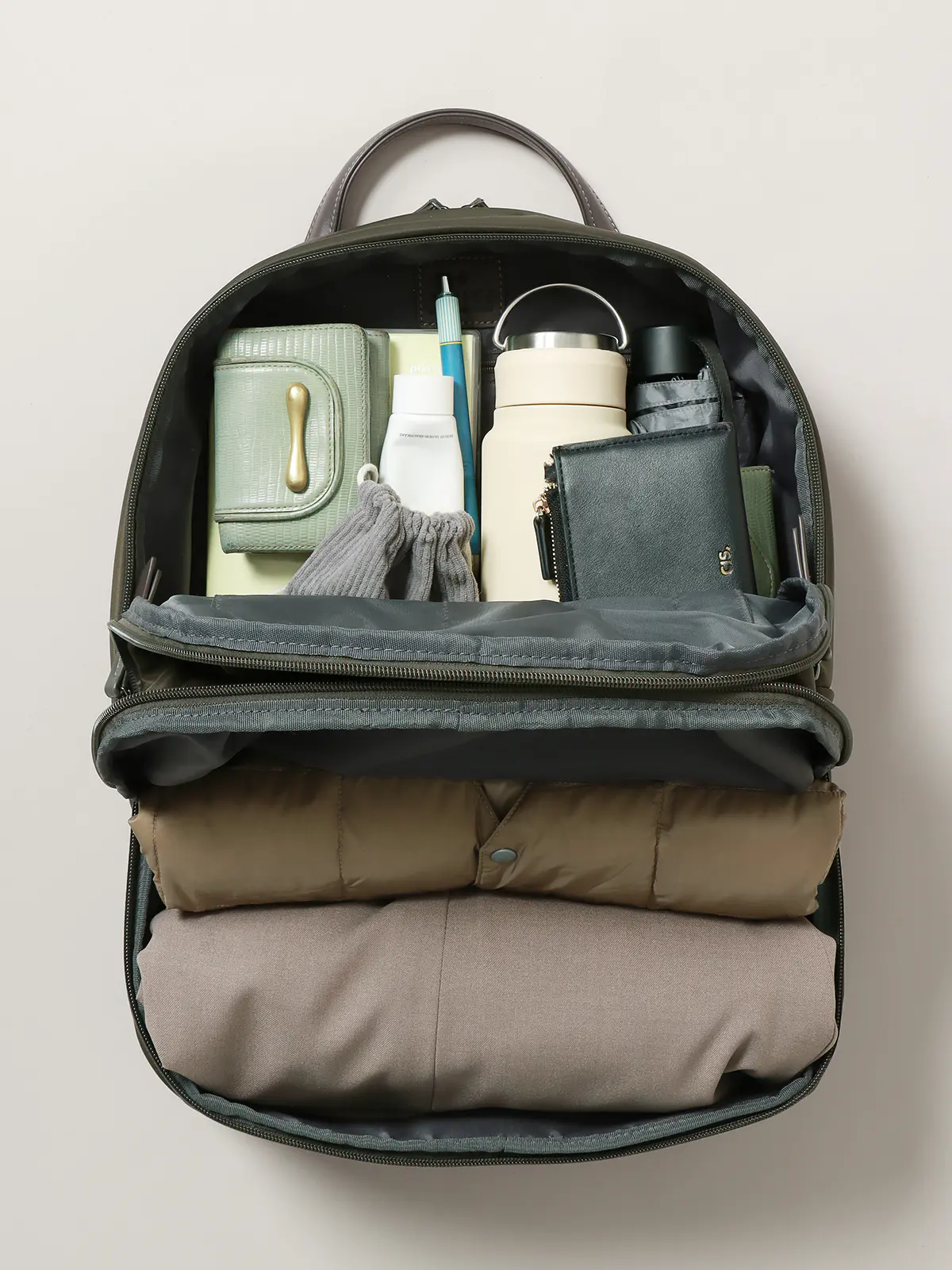 WEB限定/リュック/ACE共同開発/撥水/ナイロン/2WAY カーキ F