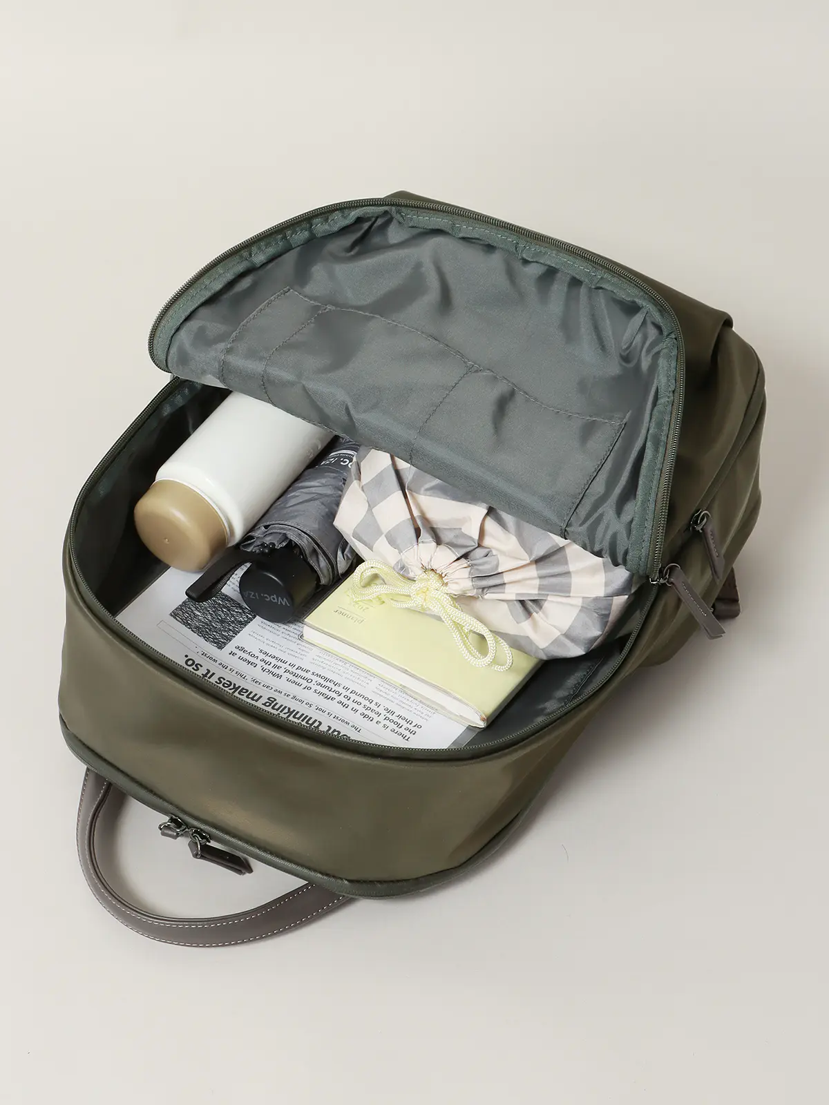 WEB限定/リュック/ACE共同開発/撥水/ナイロン/2WAY カーキ F