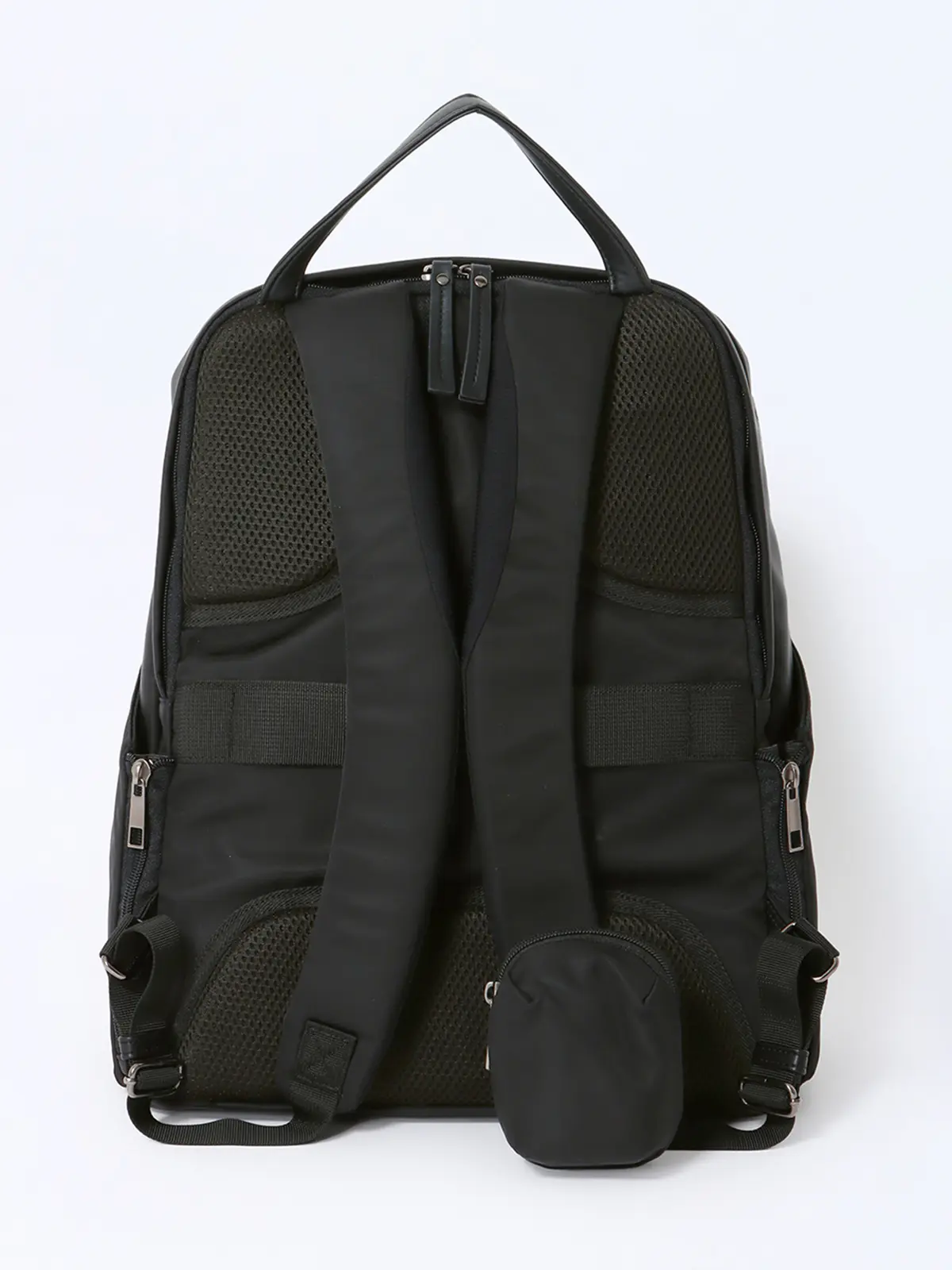 ＃コンプリュック／撥水／ナイロン／ミニポーチ付き ブラック F