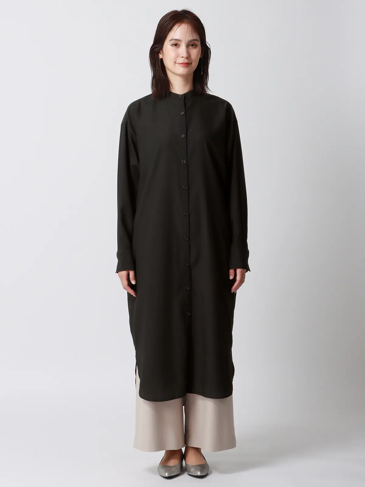 バンドカラーオーバーサイズロングシャツ／ウォッシャブル／接触冷感／UVカット／BIYORI UP ブラック系 38(9号）