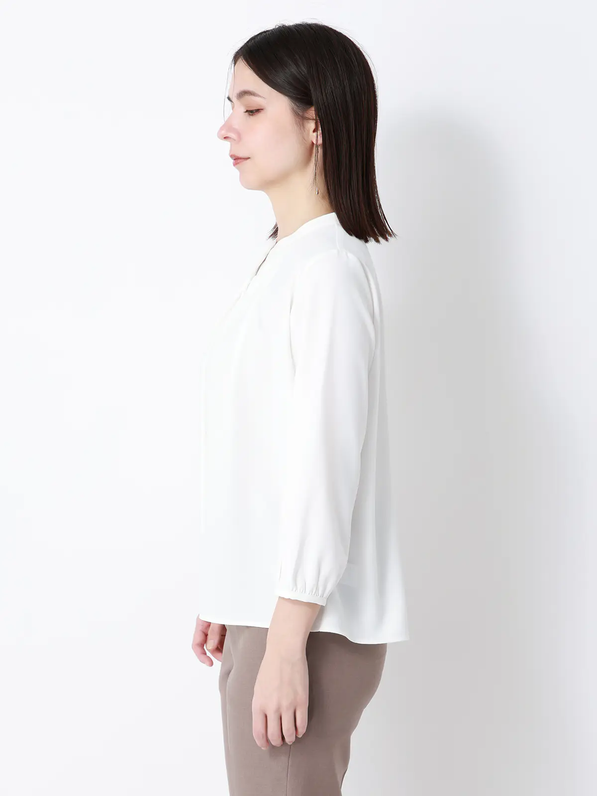 フロントタックブラウス／7分袖／ウォッシャブル／ジョーゼット／無地 オフホワイト 38(9号）