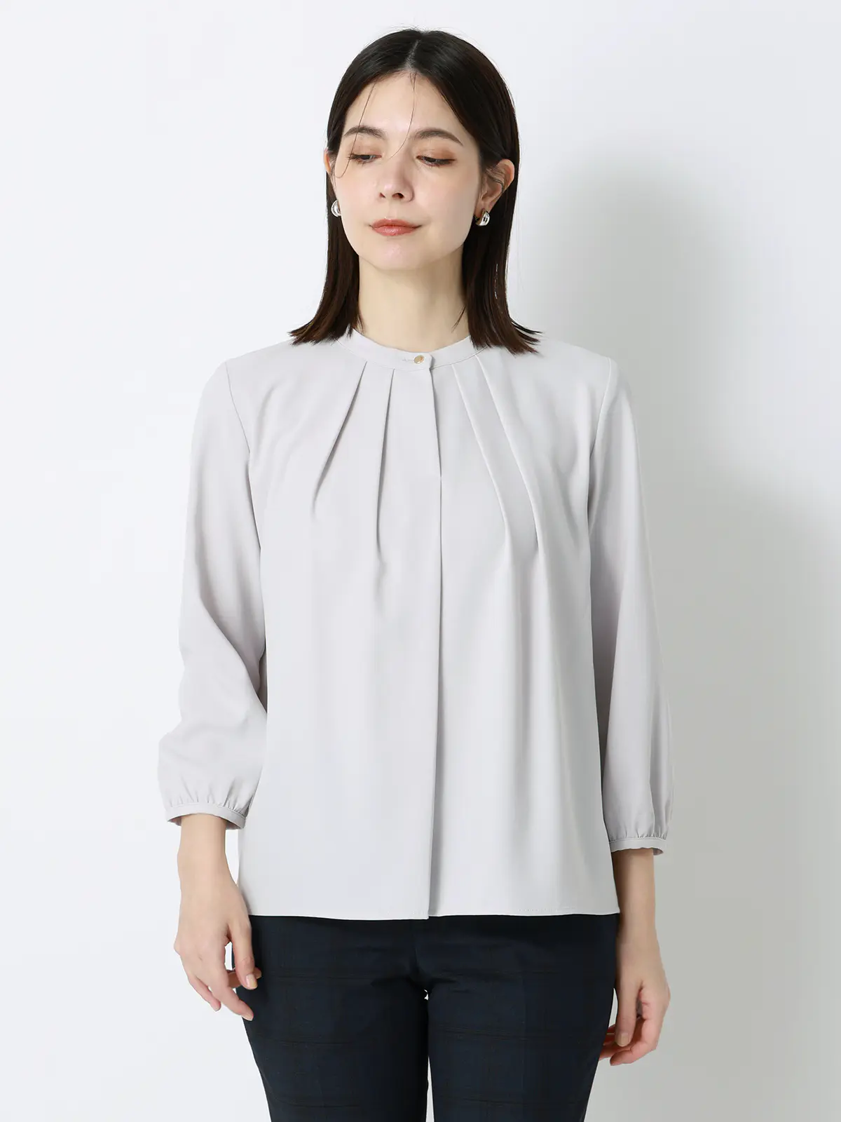 フロントタックブラウス／7分袖／ウォッシャブル／ジョーゼット／無地 ライトグレー 38(9号）