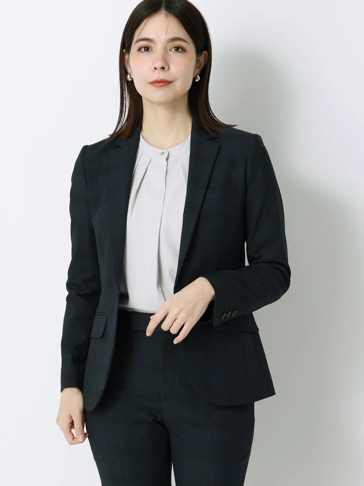 フロントタックブラウス／7分袖／ウォッシャブル／ジョーゼット／無地 ライトグレー 38(9号）