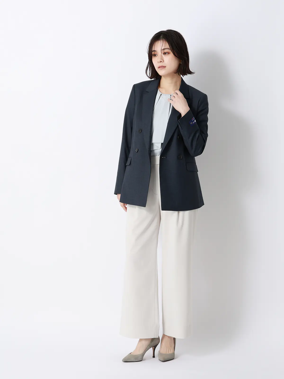 ボウタイブラウス/8分袖/ ウォッシャブル/NIR+UVカット/無地/パール&チェーンパーツ サックス 38(9号)