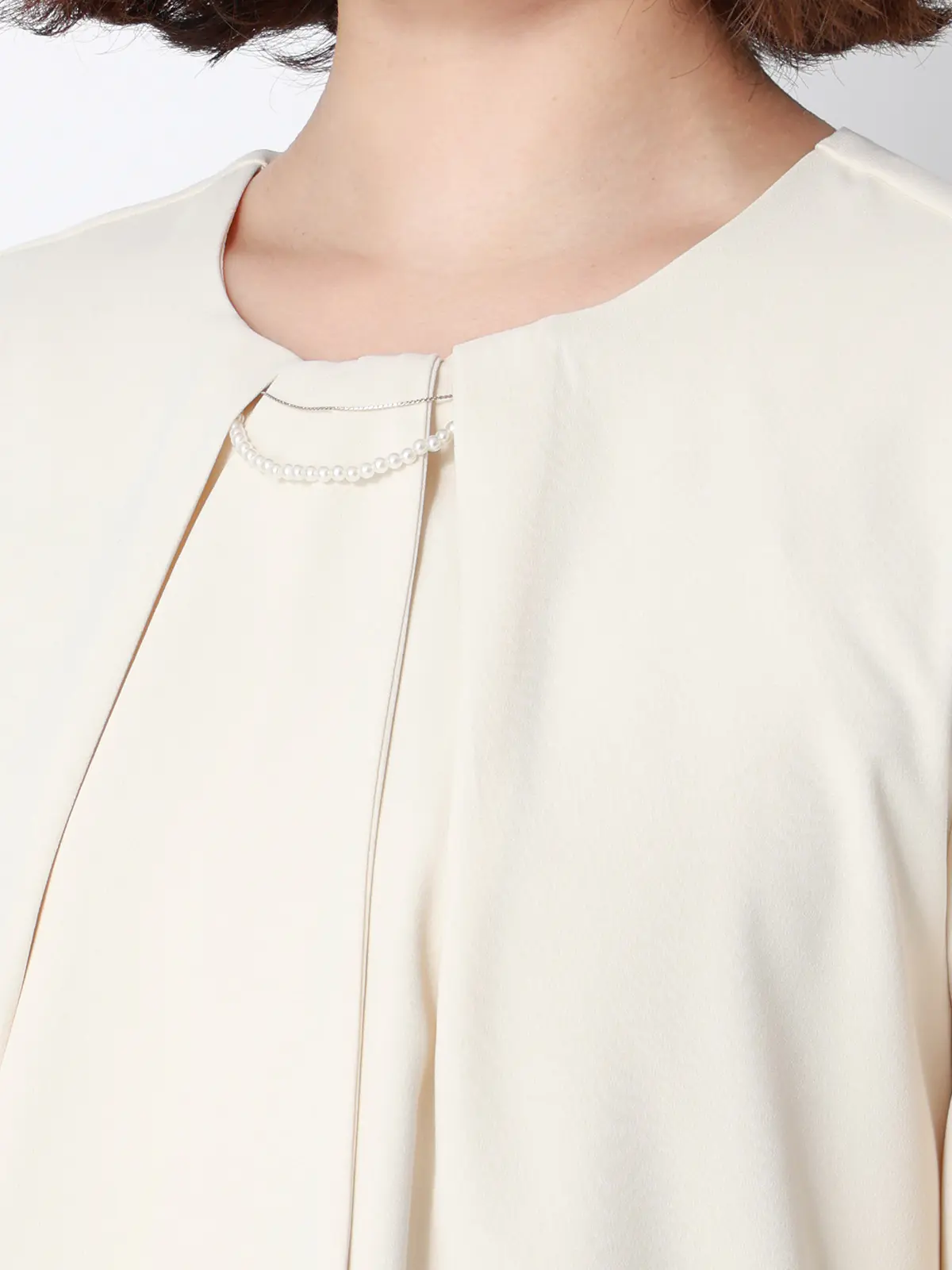 ボウタイブラウス／8分袖／ ウォッシャブル／NIR＋UVカット／無地／パール＆チェーンパーツ イエロー 38(9号）