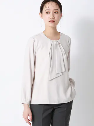ボウタイブラウス