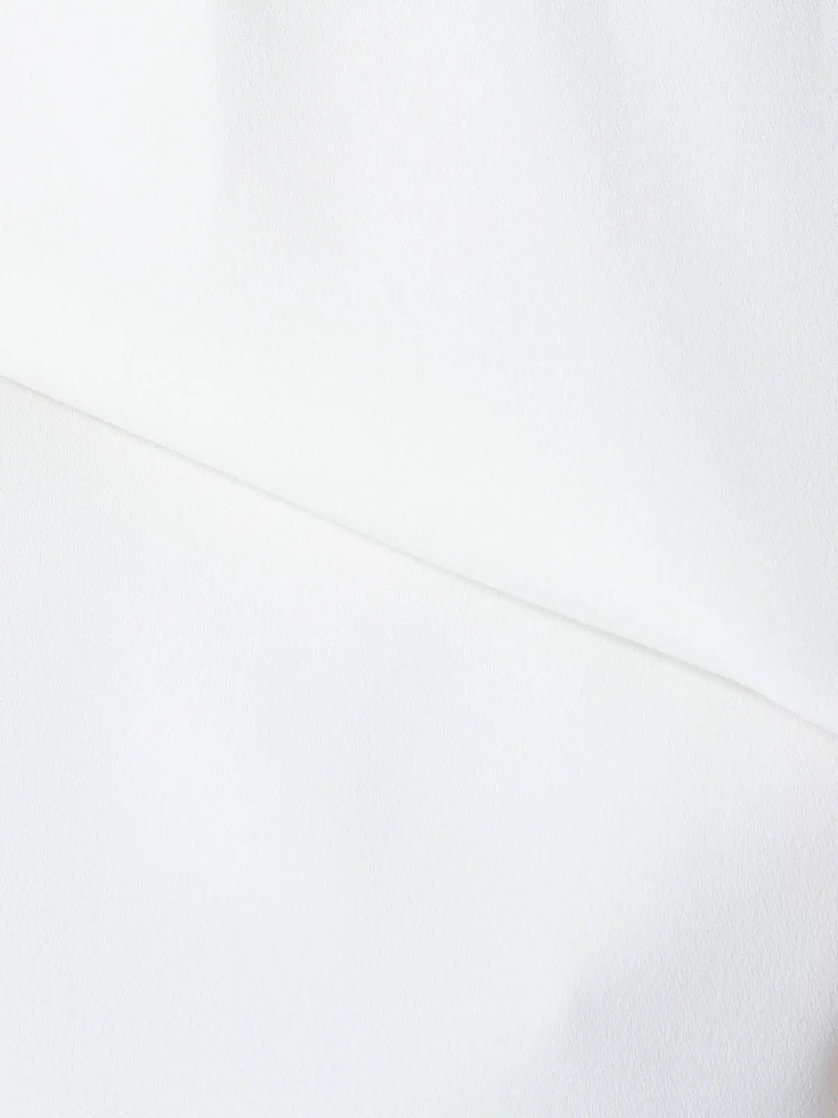 ボウタイブラウス／8分袖／ ウォッシャブル／NIR＋UVカット／無地／パール＆チェーンパーツ オフホワイト 38(9号）