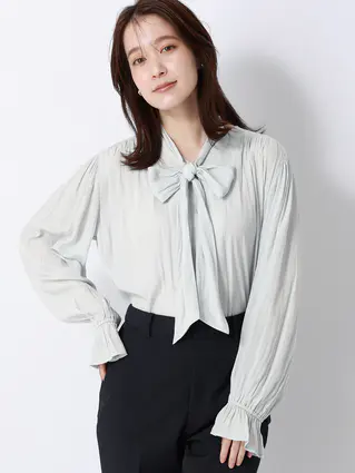 ボウタイブラウス