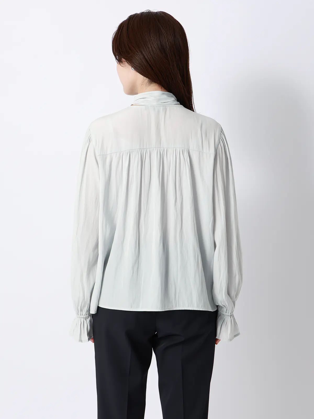 ボウタイブラウス/ウォッシャブル/接触冷感/割繊ポリエステル/無地 サックス 38(9号)