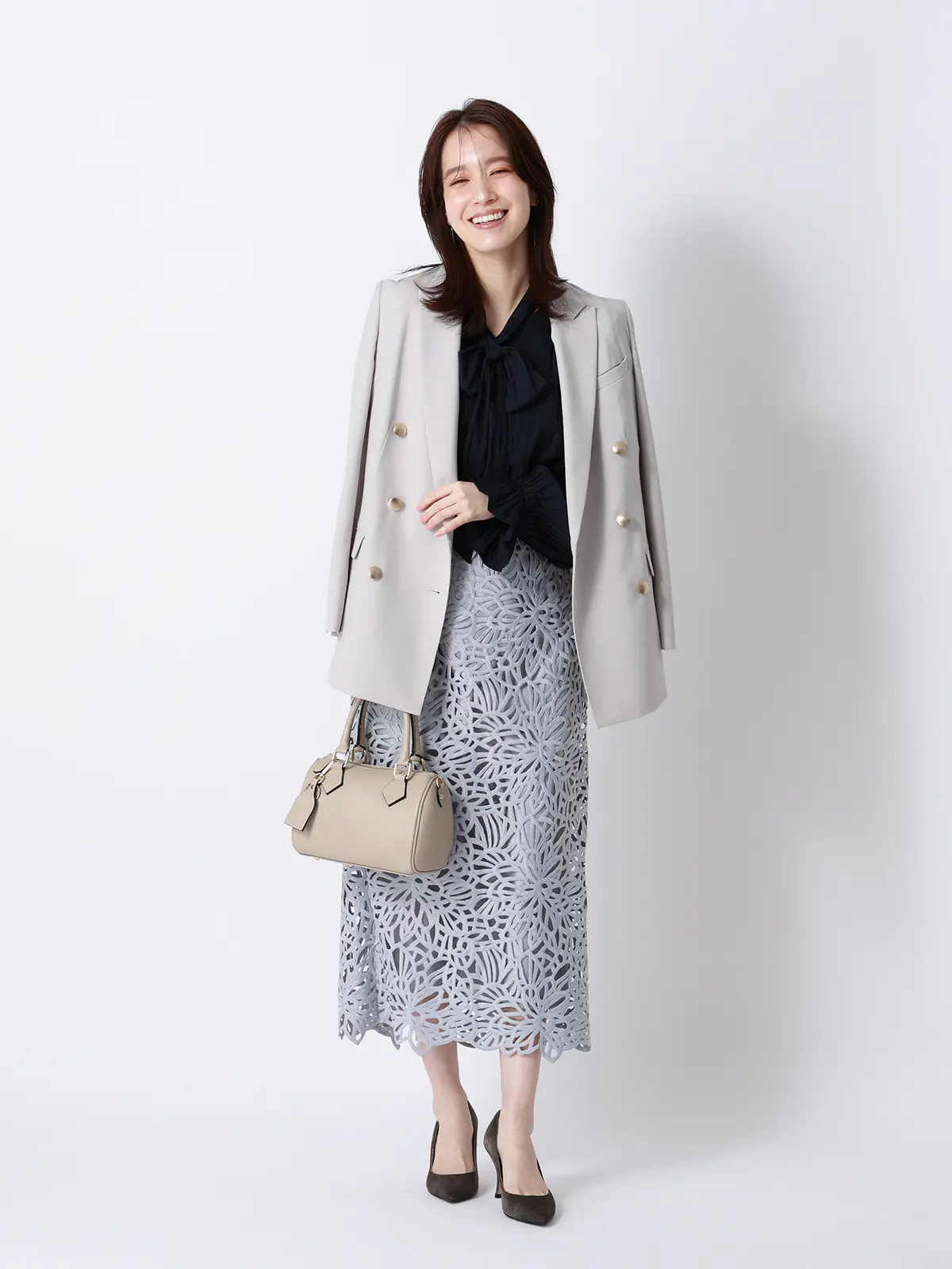 ボウタイブラウス／ウォッシャブル／接触冷感／割繊ポリエステル／無地 ネイビー 40(11号）