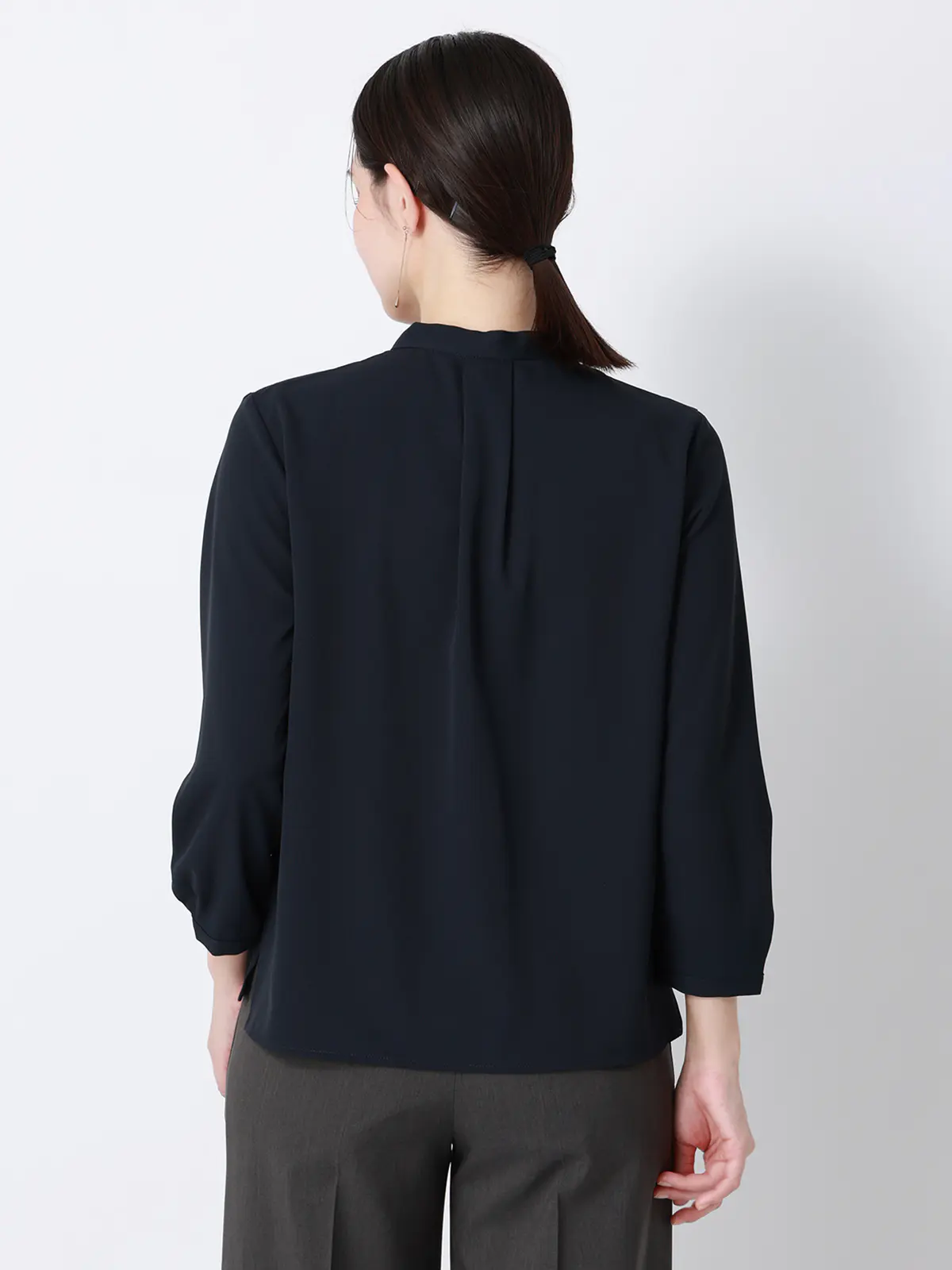 ボウタイブラウス／7分袖／ウォッシャブル／ジョーゼット／メタルパーツ ネイビー 38(9号）