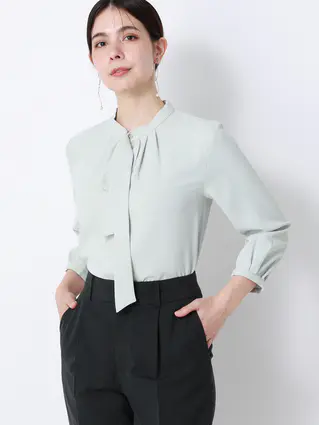 ボウタイブラウス