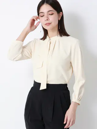 ボウタイブラウス