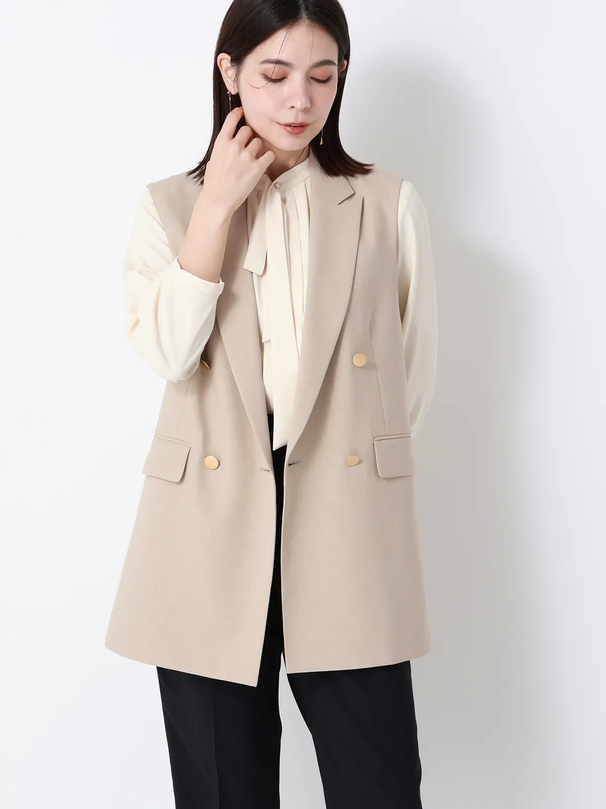 ボウタイブラウス／7分袖／ウォッシャブル／ジョーゼット／メタルパーツ クリーム 38(9号）