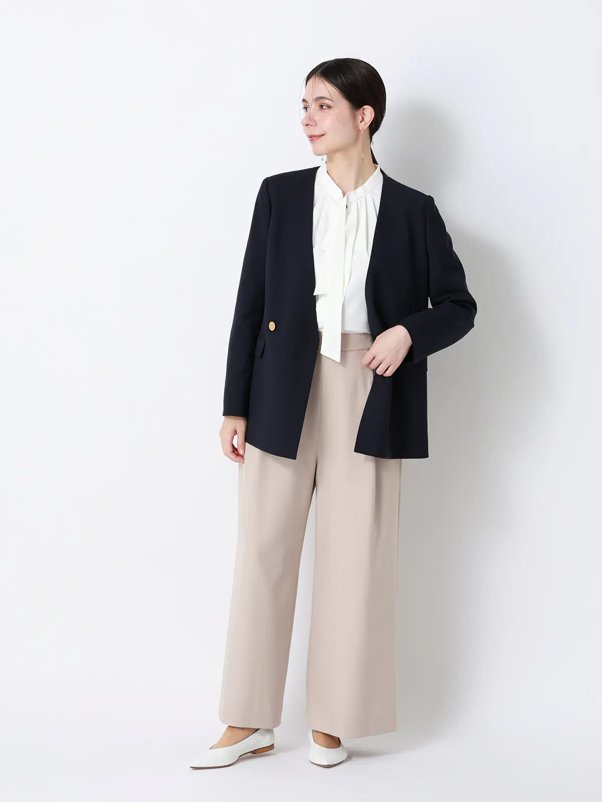 ボウタイブラウス／7分袖／ウォッシャブル／ジョーゼット／メタルパーツ オフホワイト 38(9号）