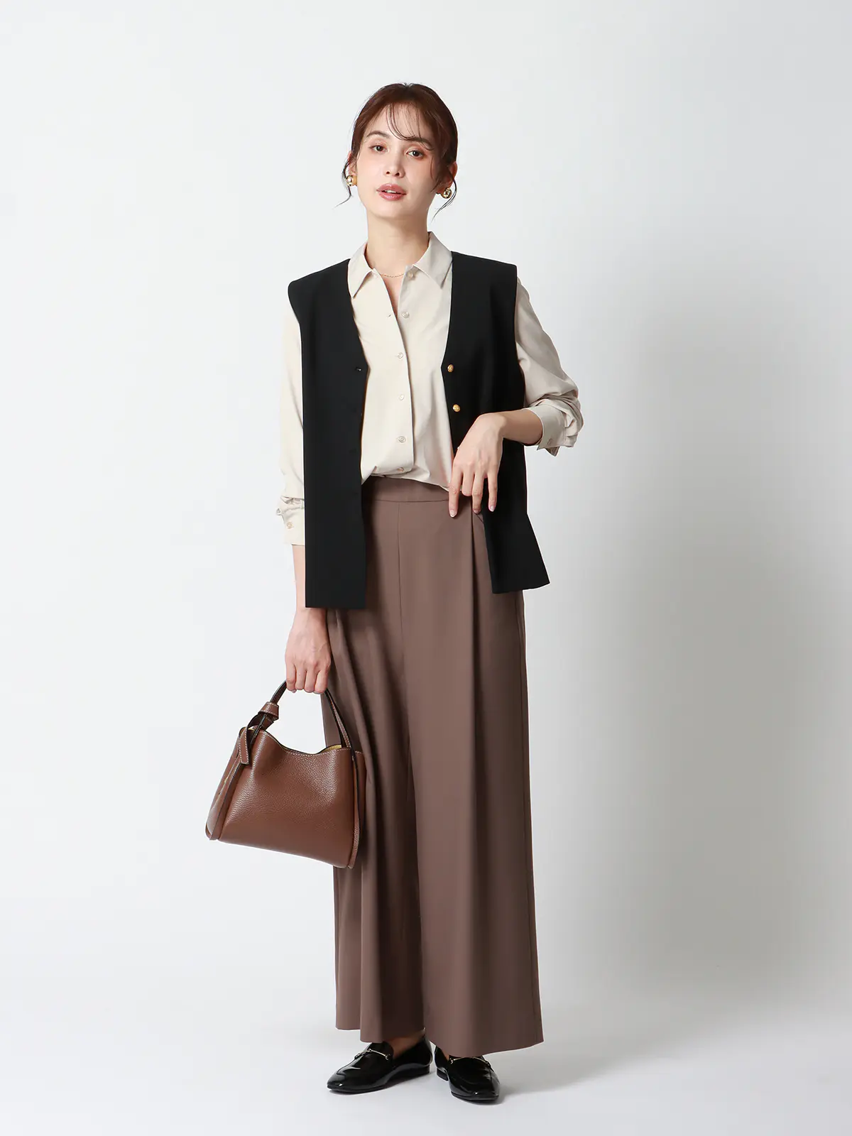 みんなのブラウス/シャツカラーブラウス/長袖/ウォッシャブル/ストレッチ/防シワ/無地 ベージュ LL