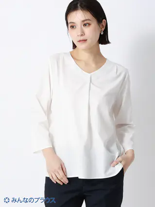 みんなのブラウス／Vネックブラウス