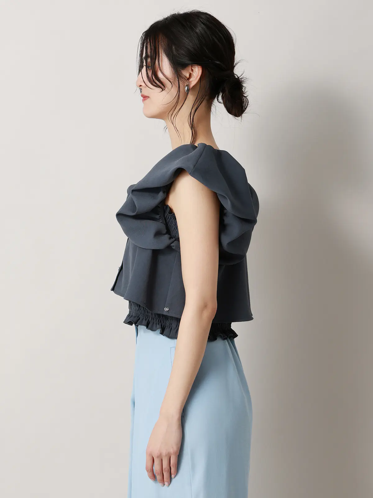 【2／23　23:59までWEB先行販売中】CIS.／オフショルダートップス&インナーキャミソール ネイビー 36(7号）