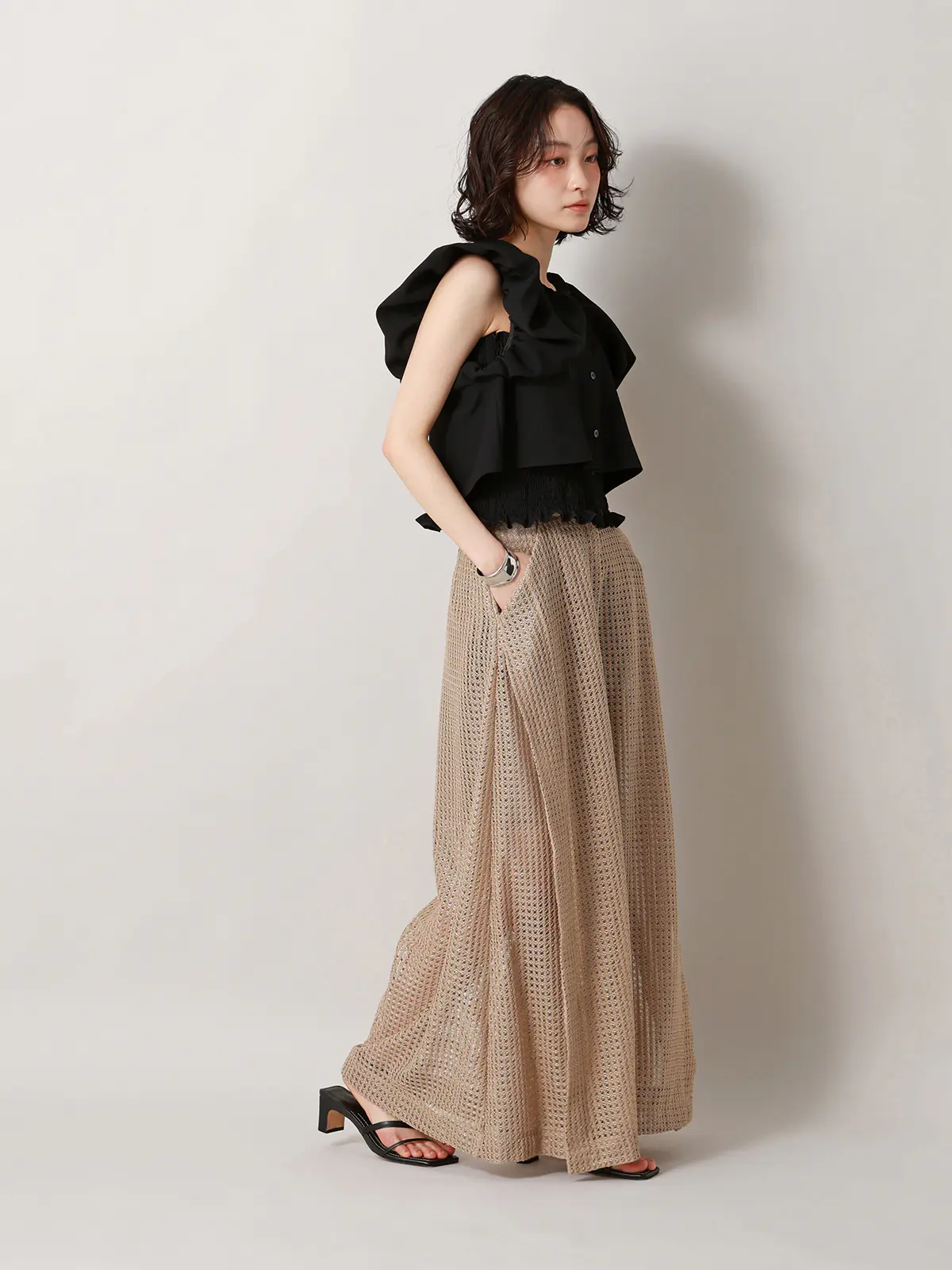 【2／23　23:59までWEB先行販売中】CIS.／オフショルダートップス&インナーキャミソール ブラック 36(7号）