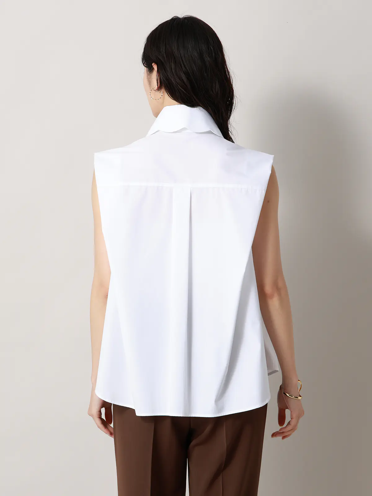 【2／23　23:59までWEB先行販売中】CIS.／スカラップ＆ピンホールカラーシャツ オフホワイト 36(7号）