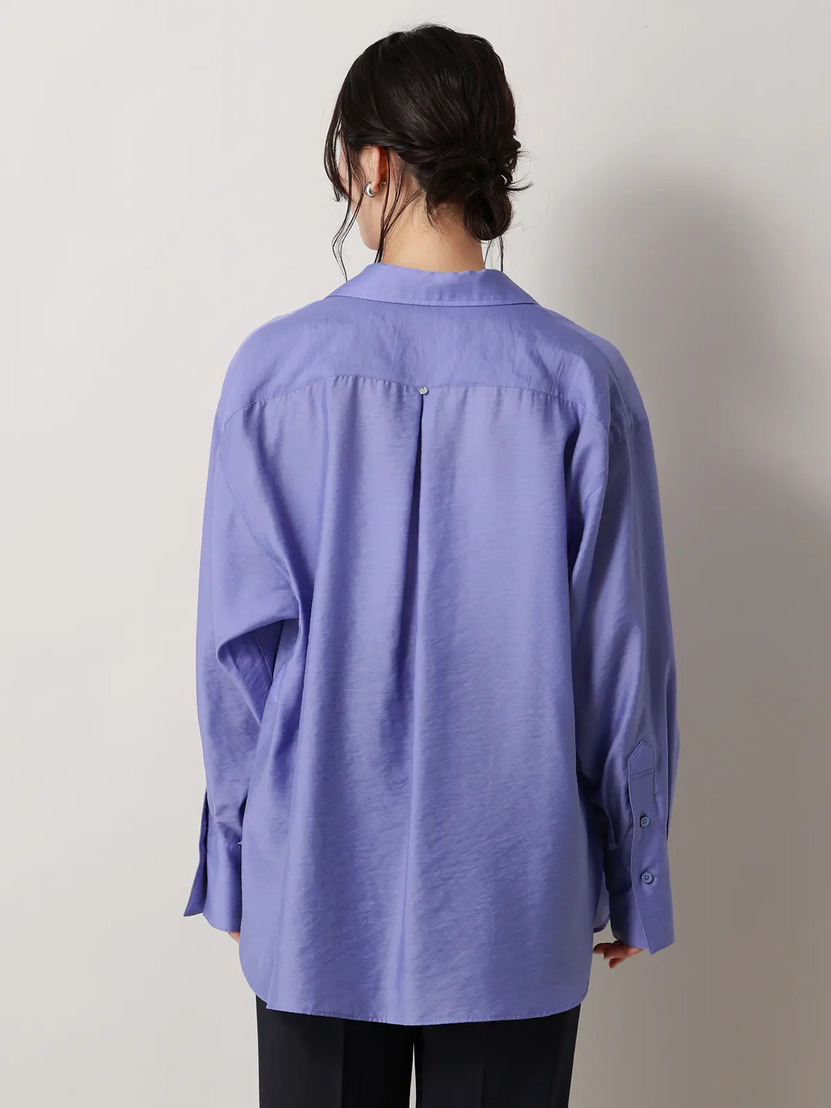 【2／23　23:59までWEB先行販売中】CIS．／シアータンブラーオーバーシャツ ブルー 38(9号）