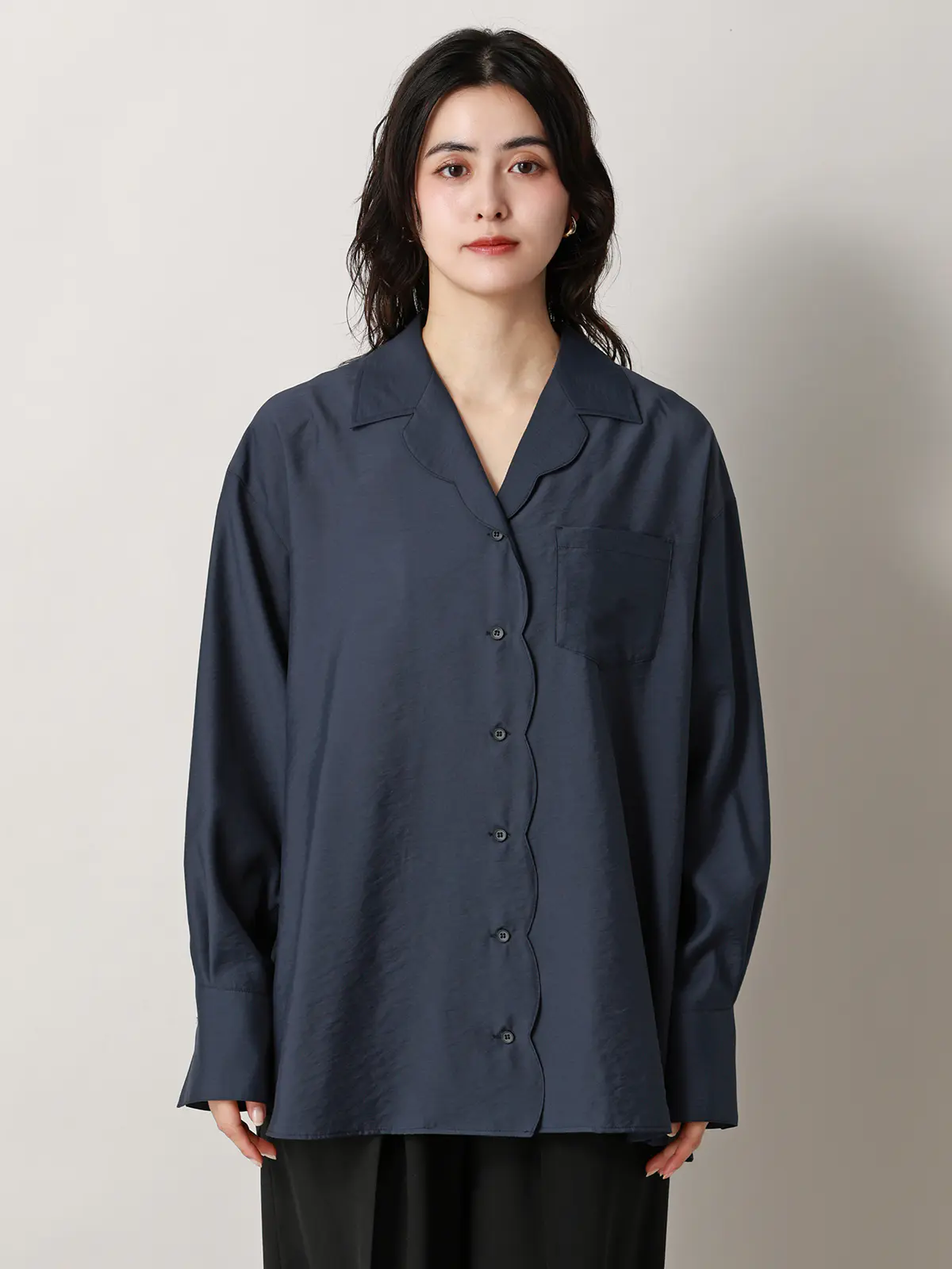 【2／23　23:59までWEB先行販売中】CIS．／シアータンブラーオーバーシャツ ネイビー 38(9号）