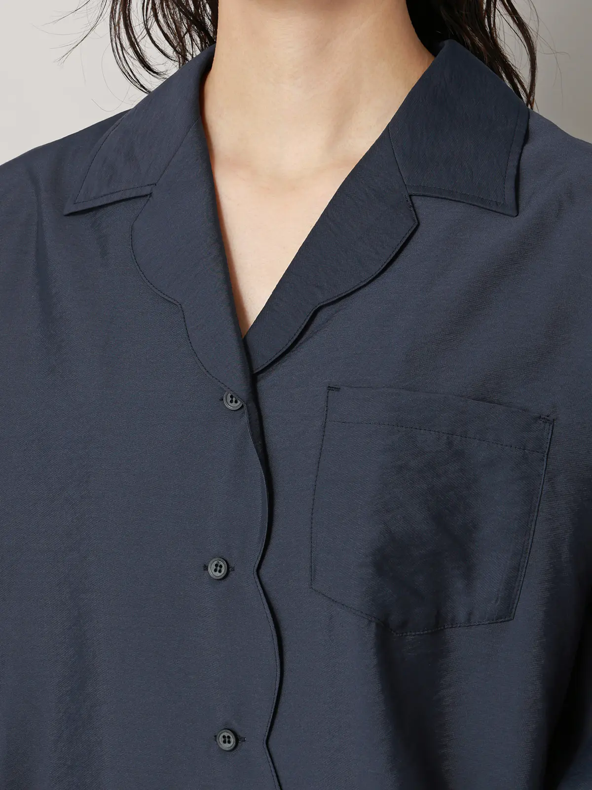 【2／23　23:59までWEB先行販売中】CIS．／シアータンブラーオーバーシャツ ネイビー 38(9号）