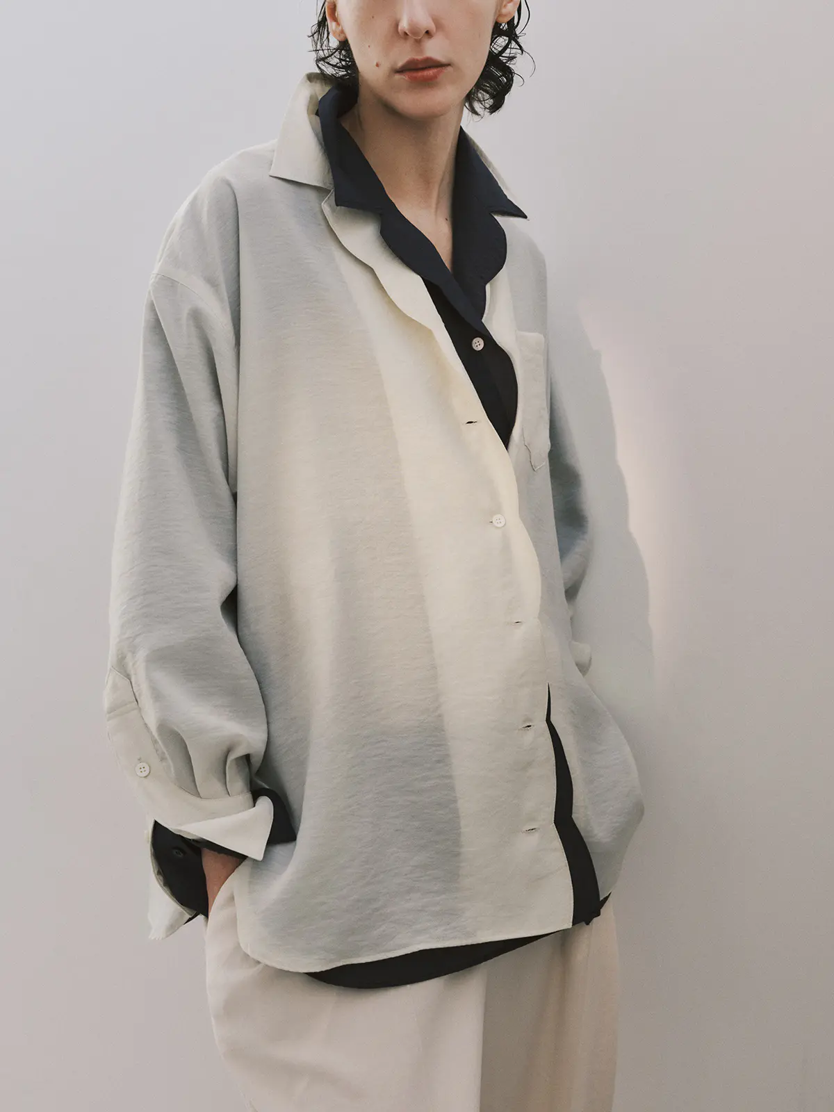 【2／23　23:59までWEB先行販売中】CIS．／シアータンブラーオーバーシャツ ベージュ 38(9号）