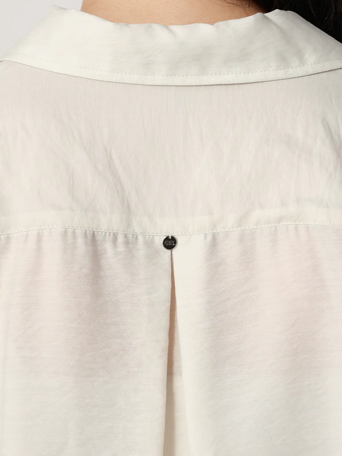 【2／23　23:59までWEB先行販売中】CIS．／シアータンブラーオーバーシャツ ベージュ 38(9号）