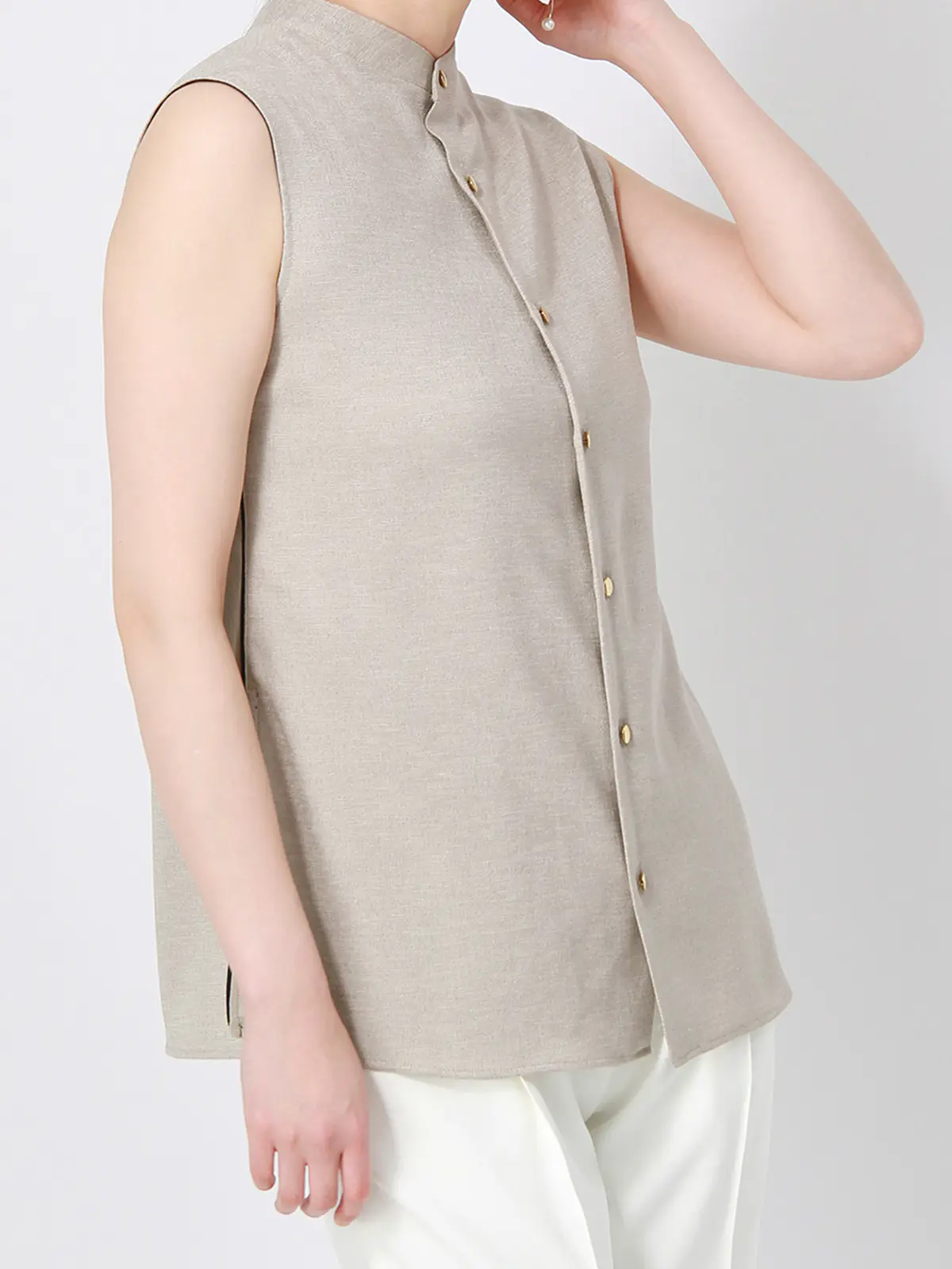 ハイネック2WAYブラウス／ノースリーブ／ウォッシャブル／抗菌／防臭／スラブオックスストレッチ ベージュ系 38(9号）