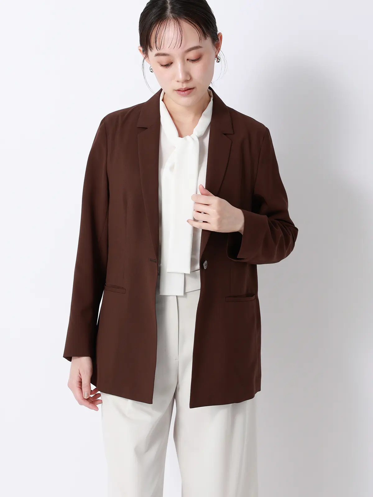 リボンブラウス/半袖/ウォッシャブル/接触冷感/ジョーゼット/無地/BIYORI UP オフホワイト F