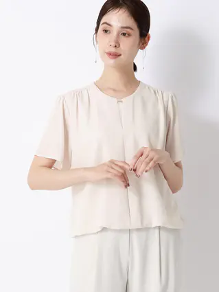 ゆるVネックブラウス