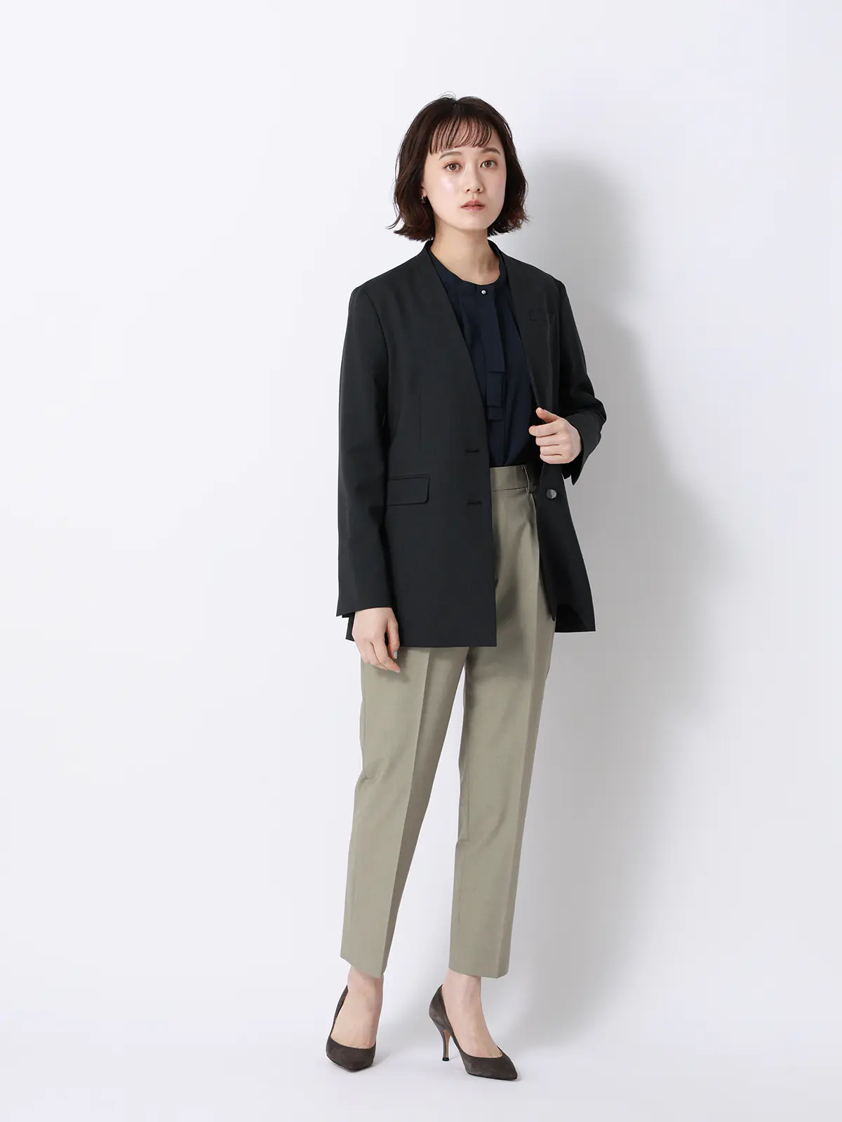 ボウタイブラウス／半袖／ウォッシャブル／接触冷感／UVカット／ジョーゼット／メタルパーツ ネイビー 38(9号）