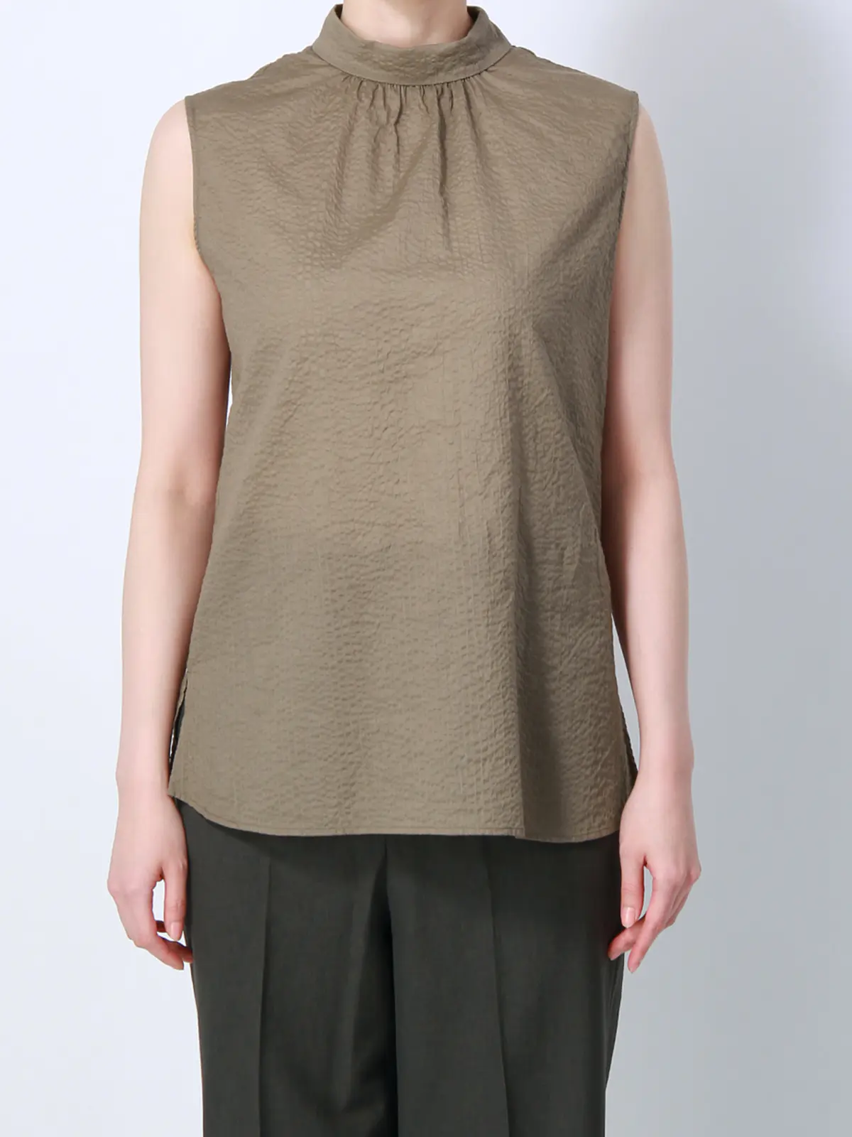 【訳アリ商品】ロールカラーブラウス/ノースリーブ/ウォッシャブル/コットンウェーブ/無地 ブラウン 38(9号)