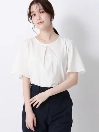 みんなのブラウス／クルーネックタックブラウス