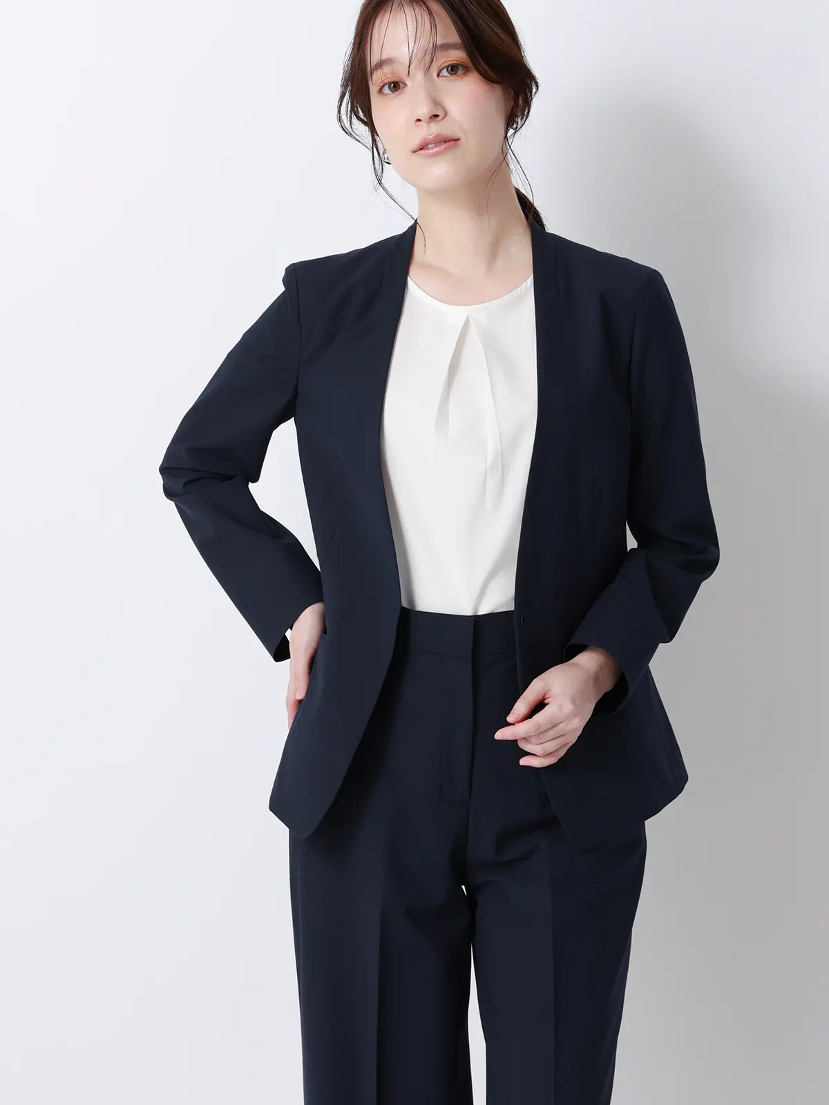 みんなのブラウス／クルーネックタックブラウス／半袖／ウォッシャブル／接触冷感／無地 ホワイト M