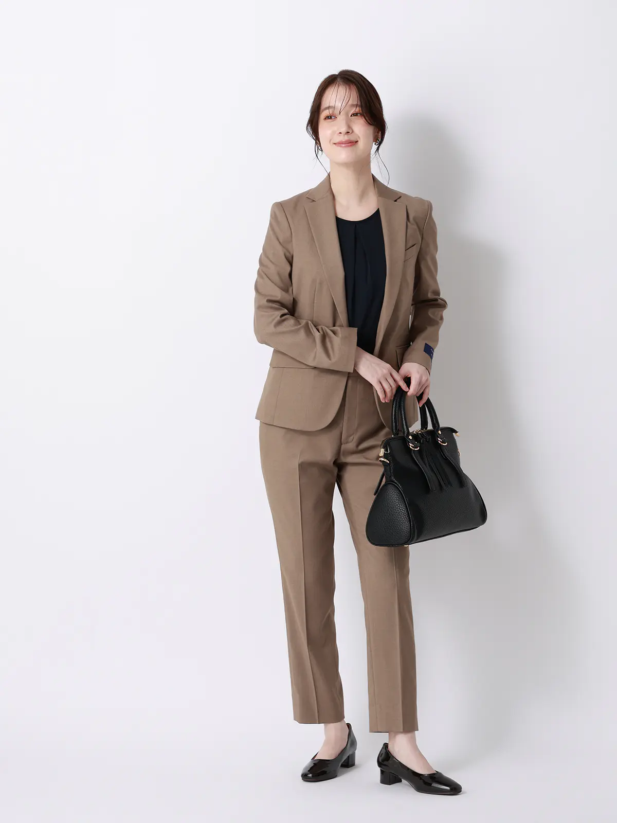 みんなのブラウス／クルーネックタックブラウス／半袖／ウォッシャブル／接触冷感／無地 ネイビー M