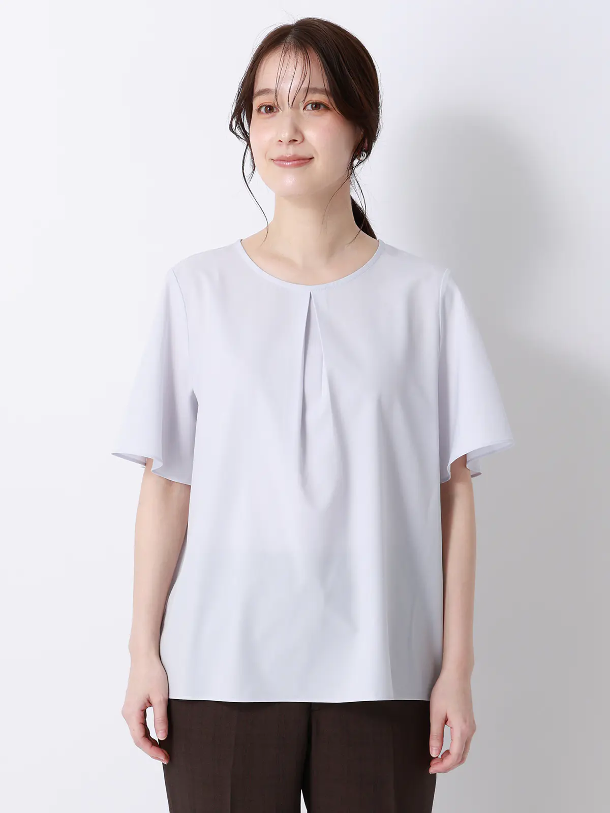 みんなのブラウス／クルーネックタックブラウス／半袖／ウォッシャブル／接触冷感／無地 ラベンダー M